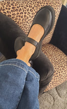 Load image into Gallery viewer, CORKYS BLACK CERTIFIED SHOES
