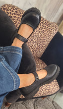 Load image into Gallery viewer, CORKYS BLACK CERTIFIED SHOES