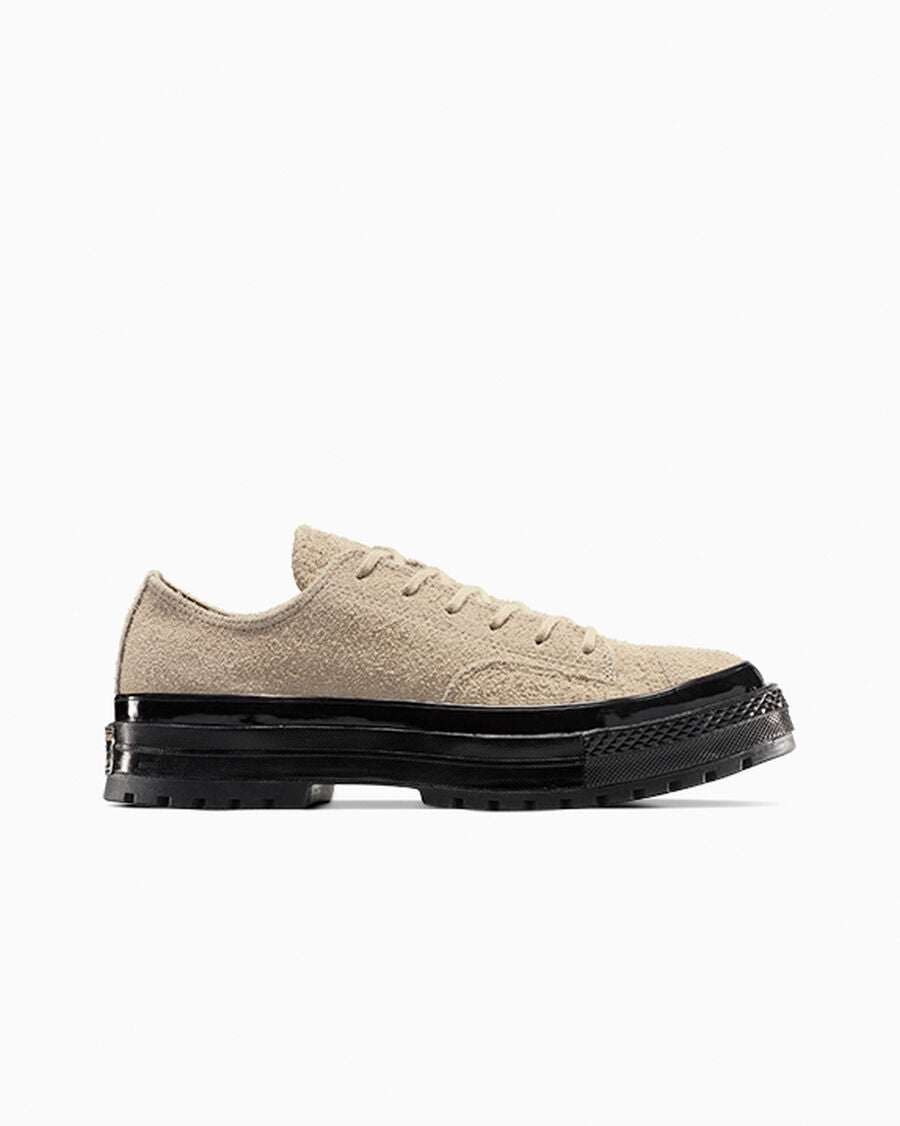 Unisex Suede Low-Top Derby Shoe