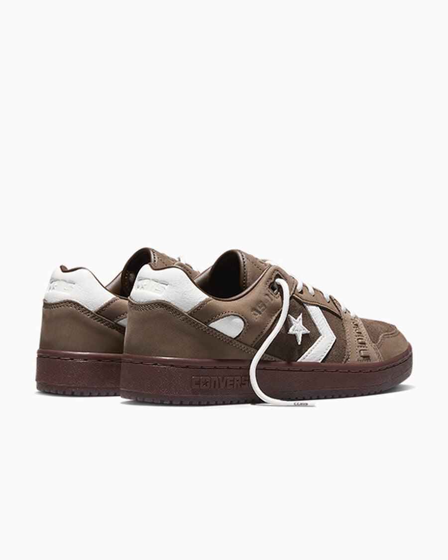 Leather And Suede Skate Low Top Shoe