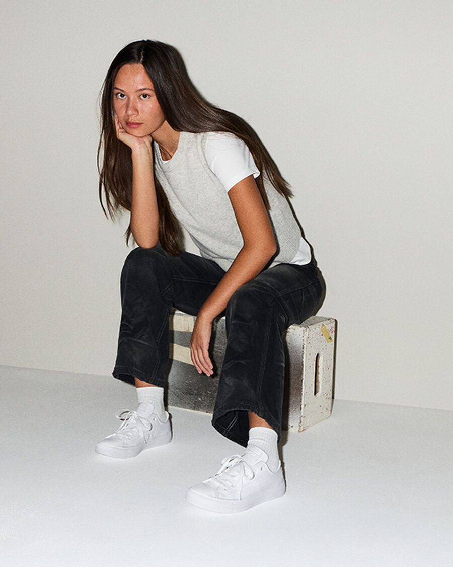 Leather Low Top Sneaker - Black - Mono White