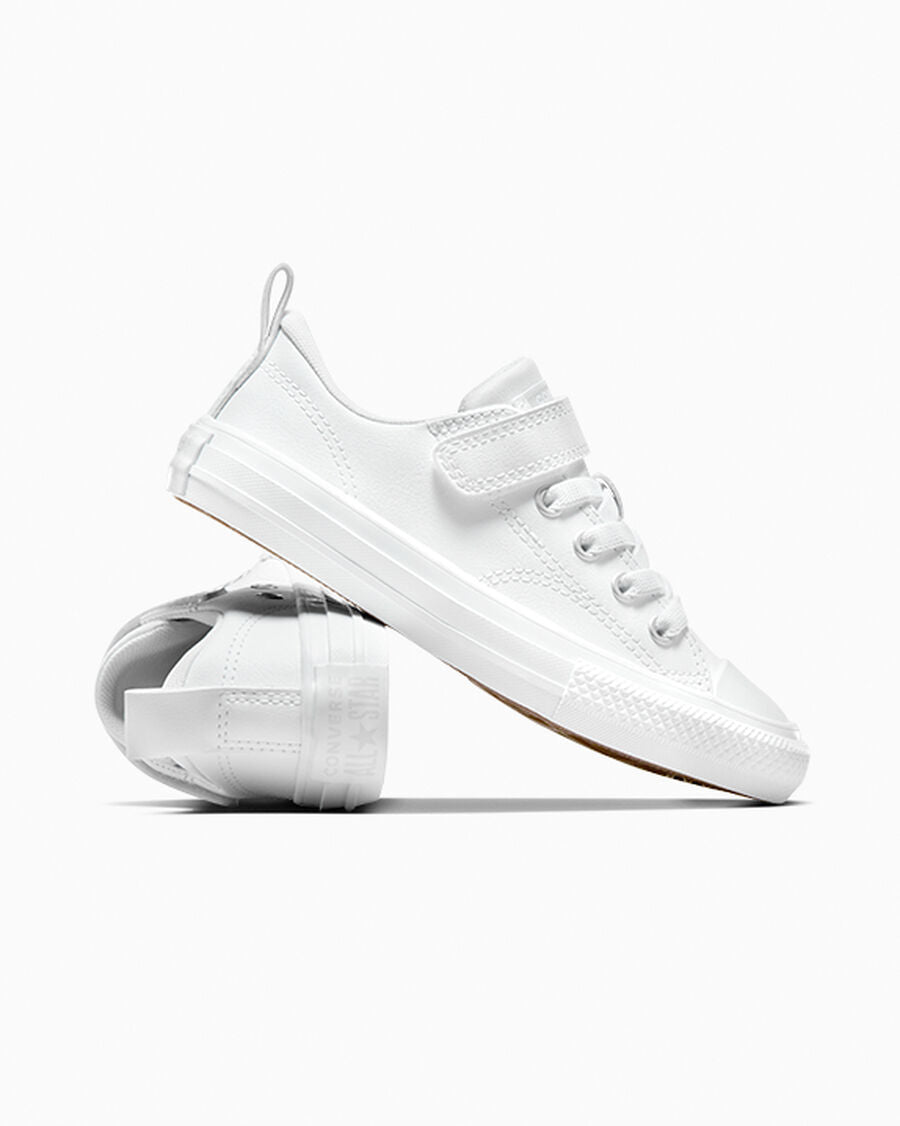 Easy-On Leather Low Top Kids Sneaker