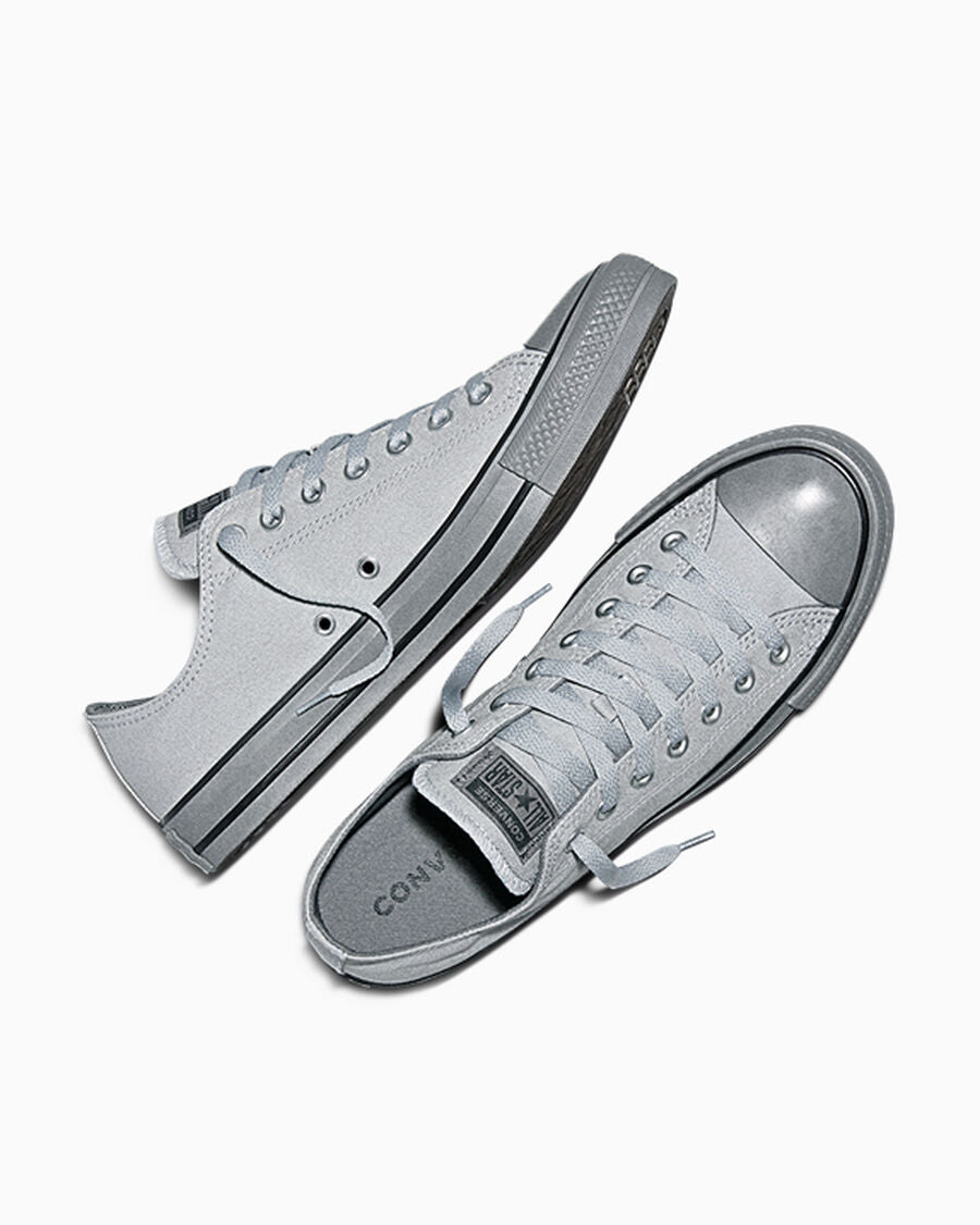 Colorblock Canvas Low Top Sneaker
