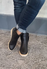 Load image into Gallery viewer, Corkys Smooth Black Boots
