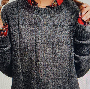 LONG SLEEVE CHARCOAL SWEATER