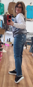 Judy Blue Rainbow Embroidered Cropped Straight Leg