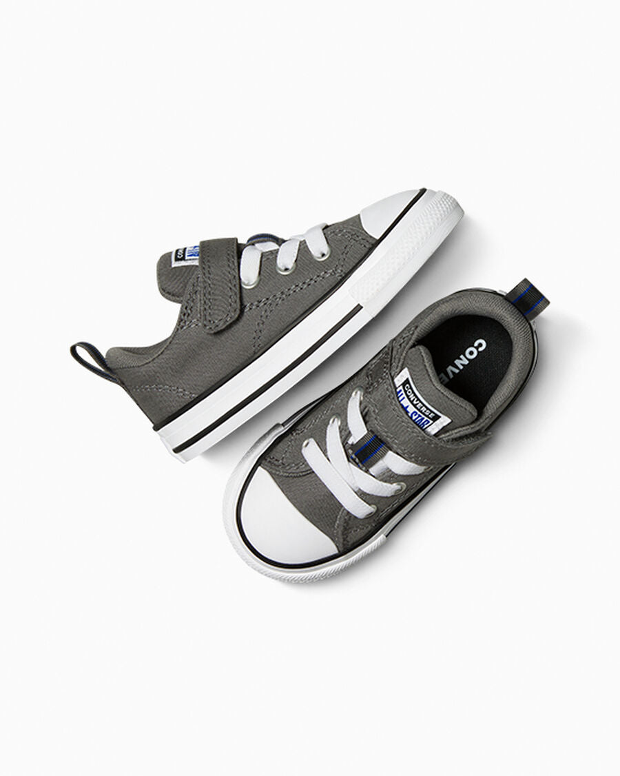 Toddler Canvas Easy-On Low-Top Sneaker