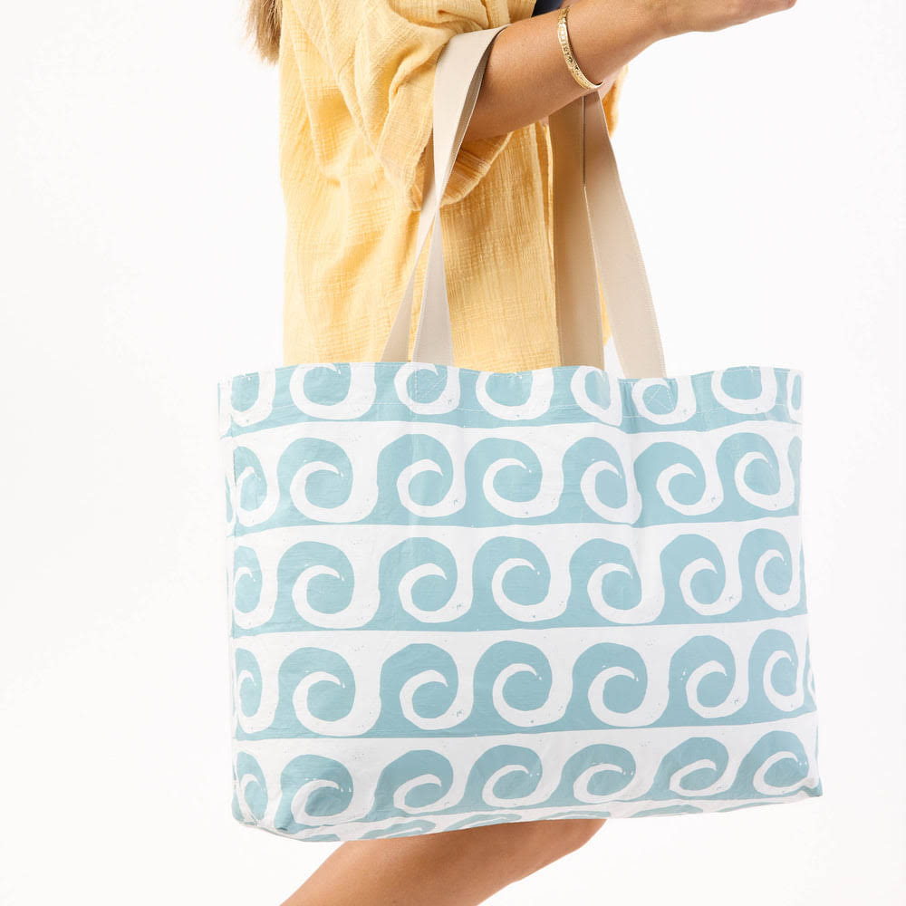 Reversible Nylon Tote - Floral