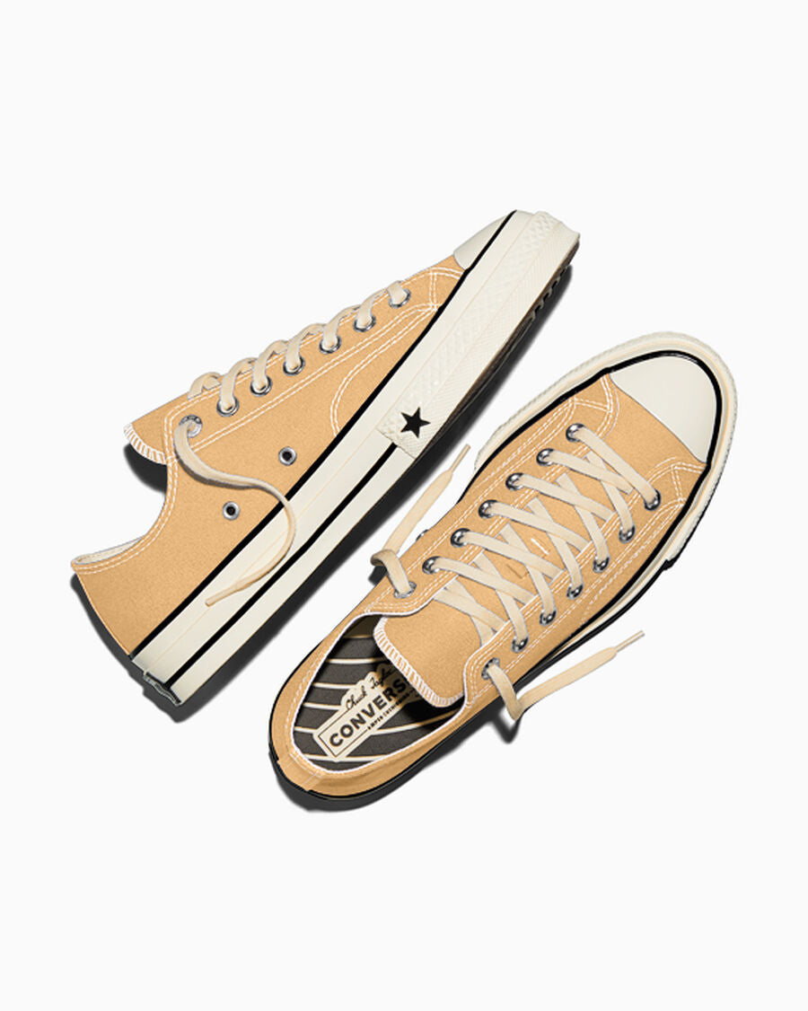 Unisex Heavyweight Canvas Low-Top Sneaker - Melon Dramatic/Egret/Black