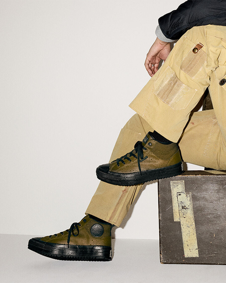 Water-Repellent Fleece-Lined Mid Boot - Surplus Olive/Black