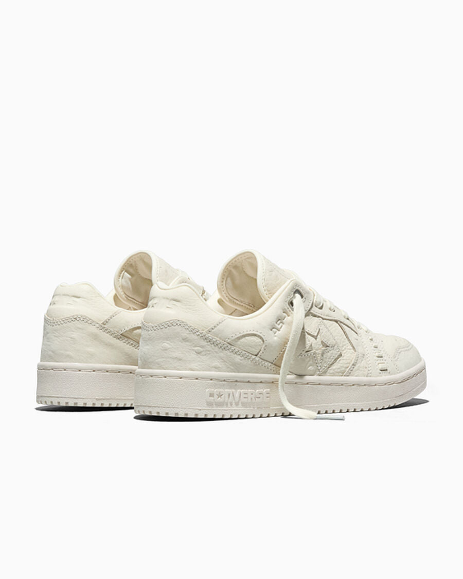 Textured Nubuck Skate Low Top Shoe