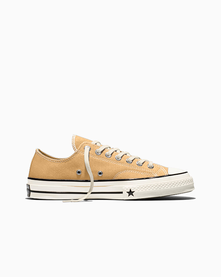 Unisex Heavyweight Canvas Low-Top Sneaker - Melon Dramatic/Egret/Black