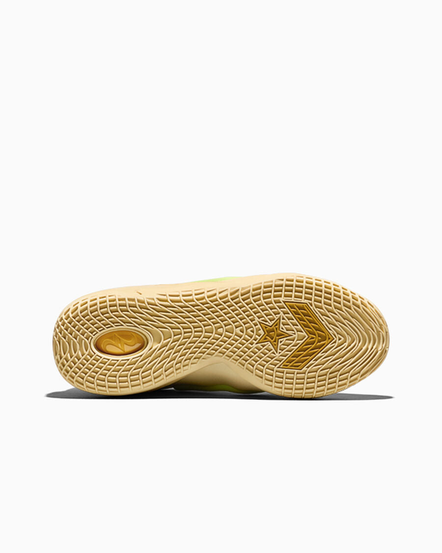 Lace-Up Basketball Low Top Shoe