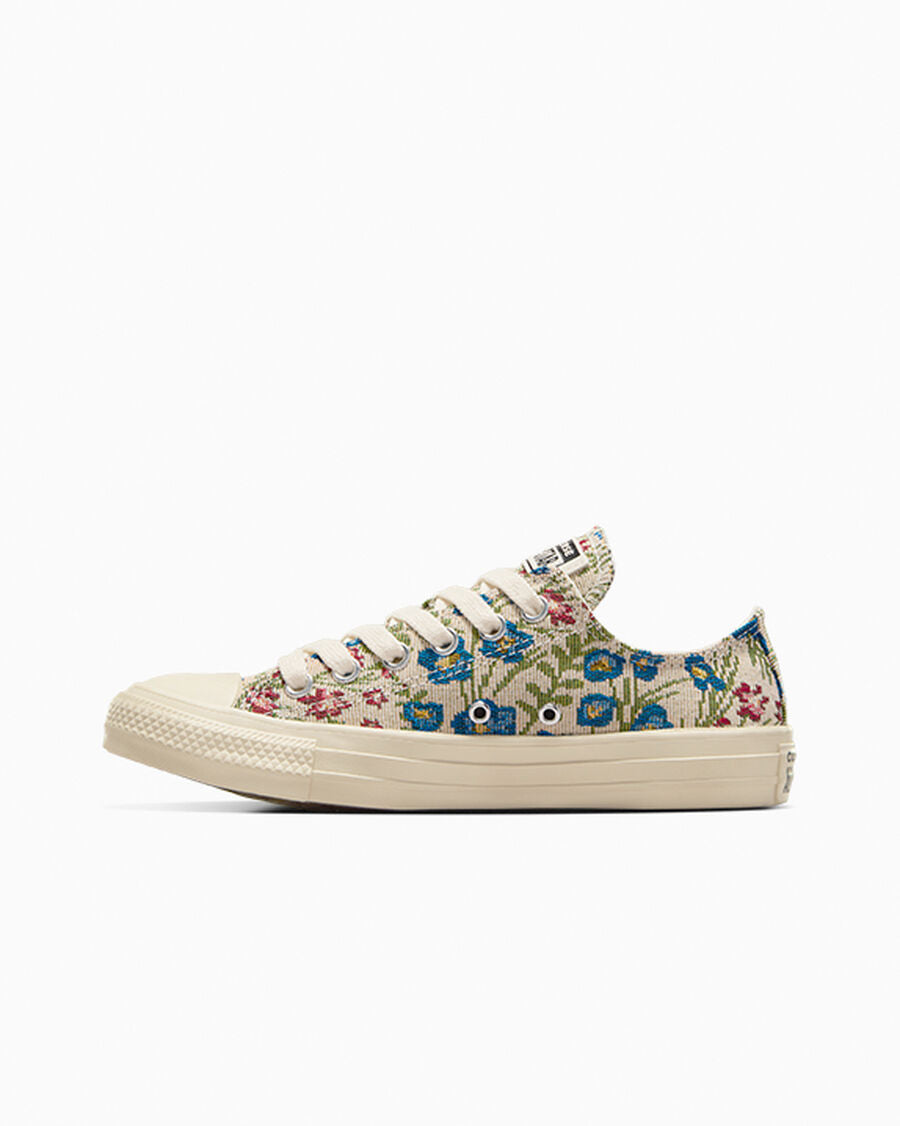 Women's Floral Jacquard Low Top Sneaker