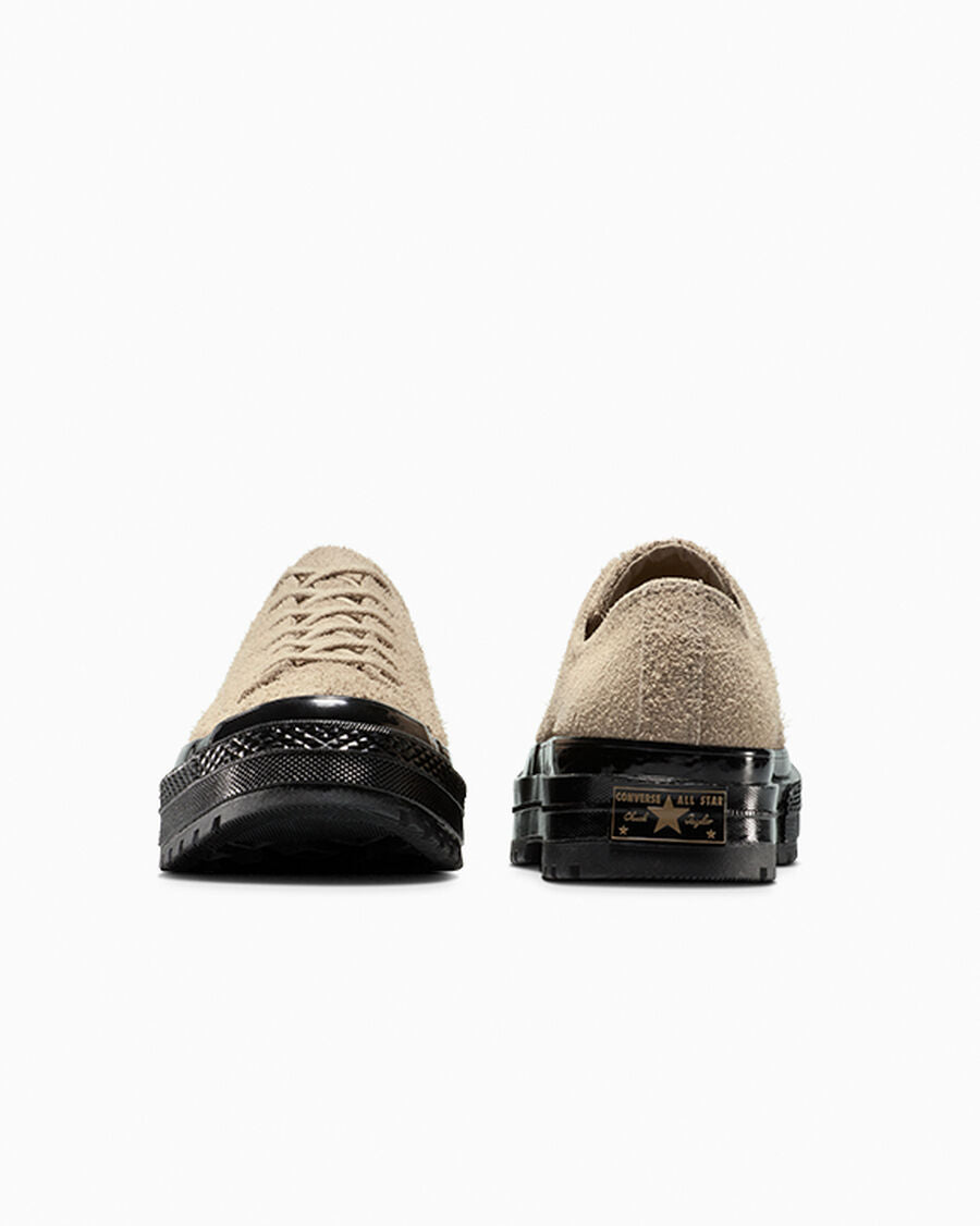 Unisex Suede Low-Top Derby Shoe