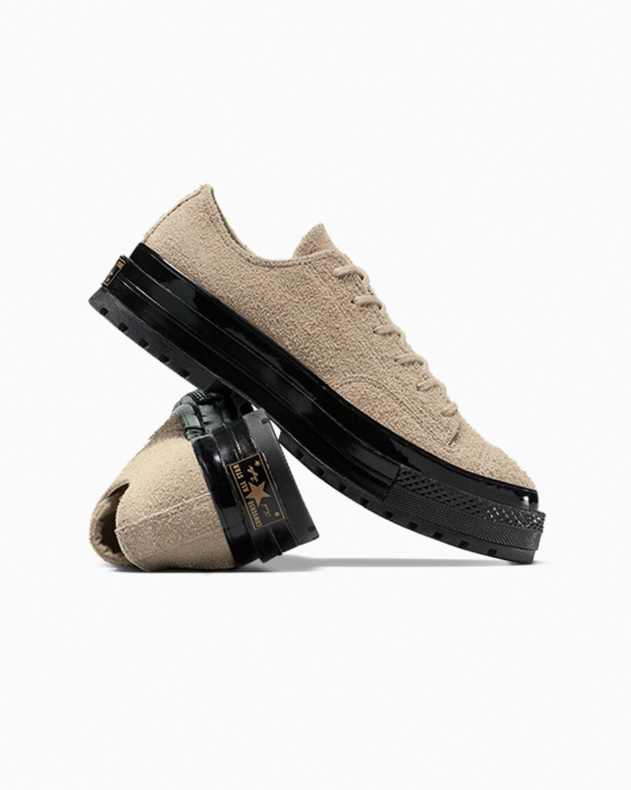 Unisex Suede Low-Top Derby Shoe