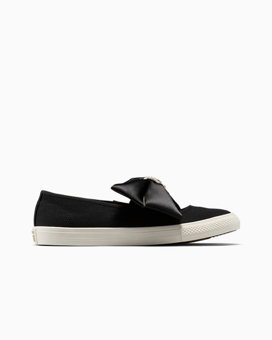 Women's Canvas Ballet Flat With Charms - Black - Black/Egret/Gold