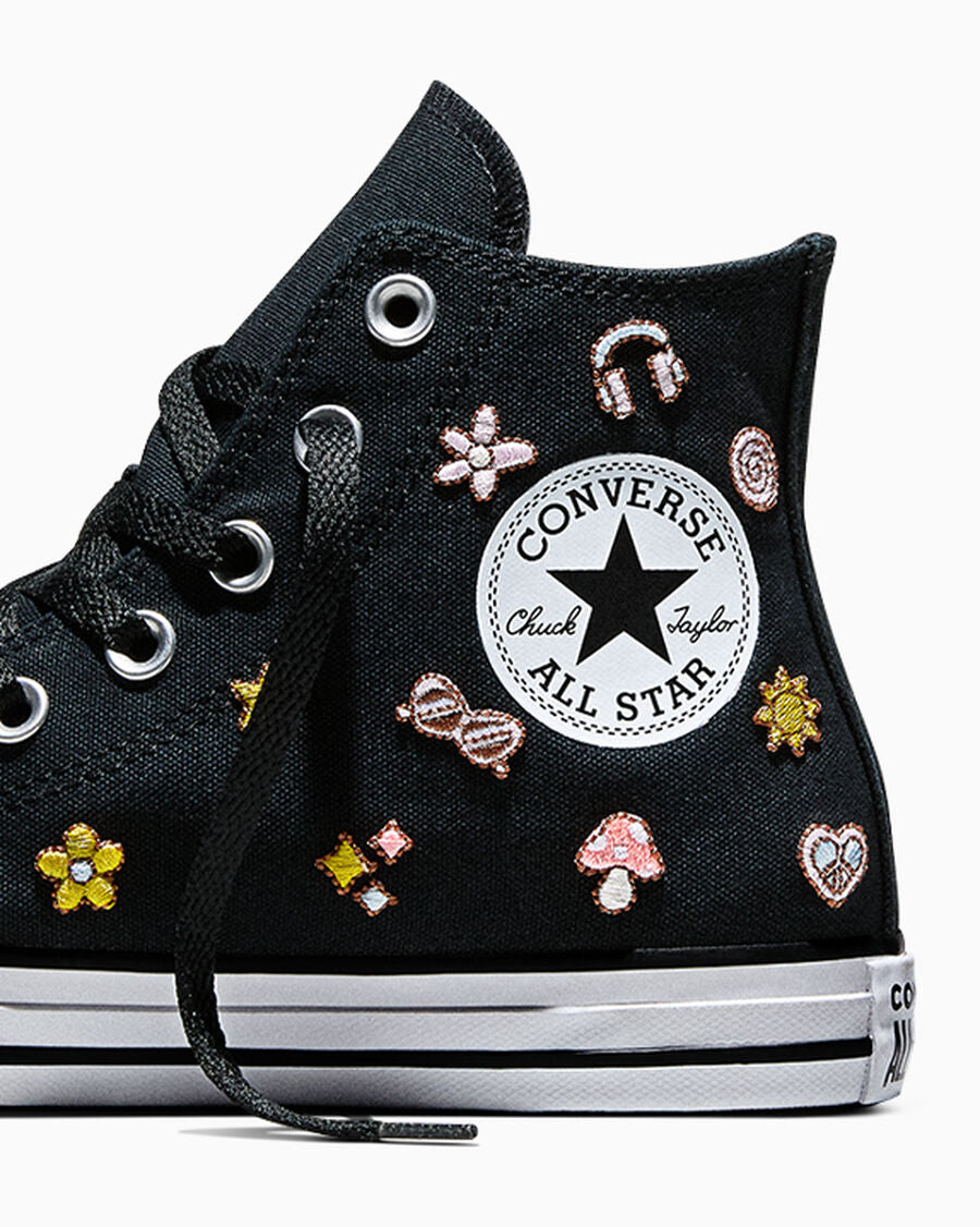 Women's Embroidered Canvas High-Top Sneaker - Black/New Found Bloom