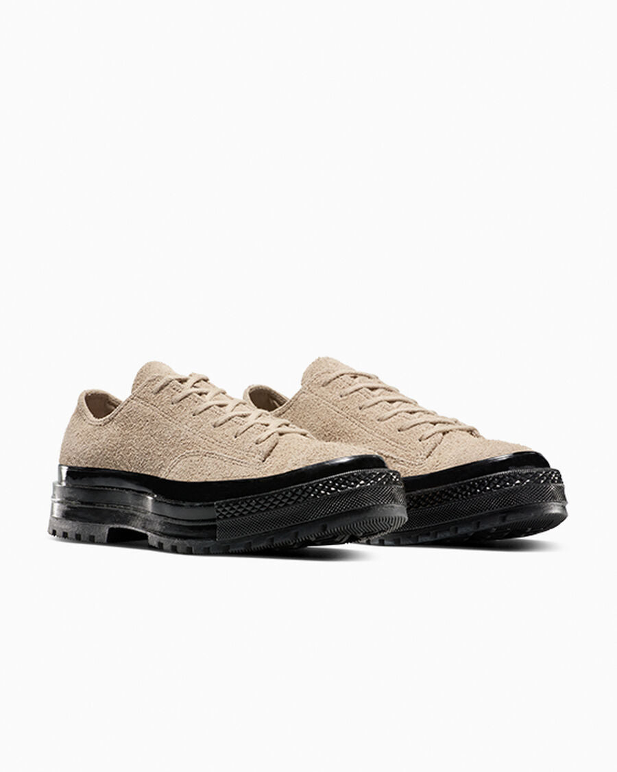 Unisex Suede Low-Top Derby Shoe
