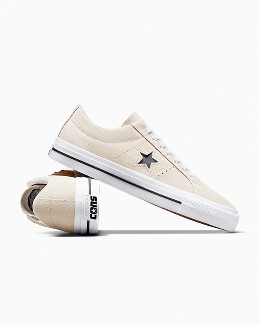 Unisex Suede Skate Low-Top Shoe - Egret/White/Black
