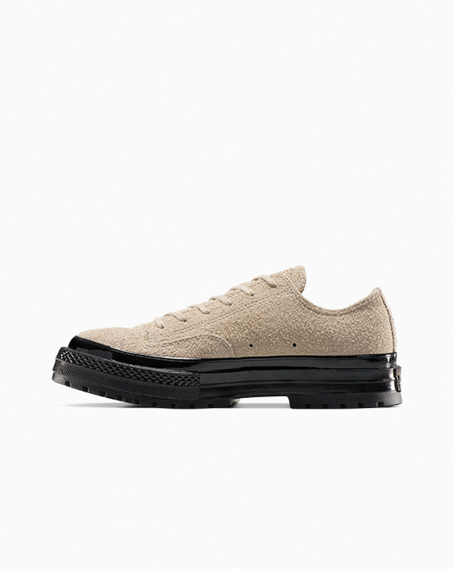 Unisex Suede Low-Top Derby Shoe