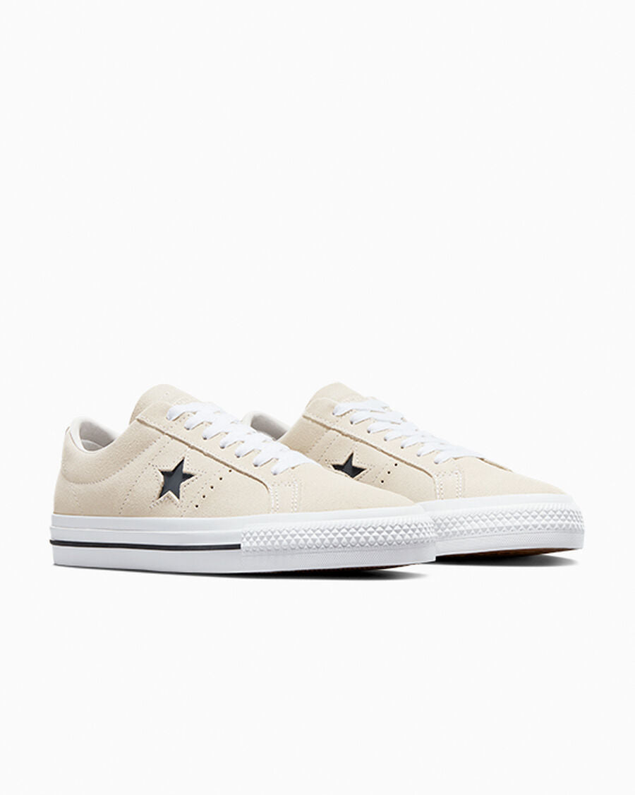 Unisex Suede Skate Low-Top Shoe - Egret/White/Black