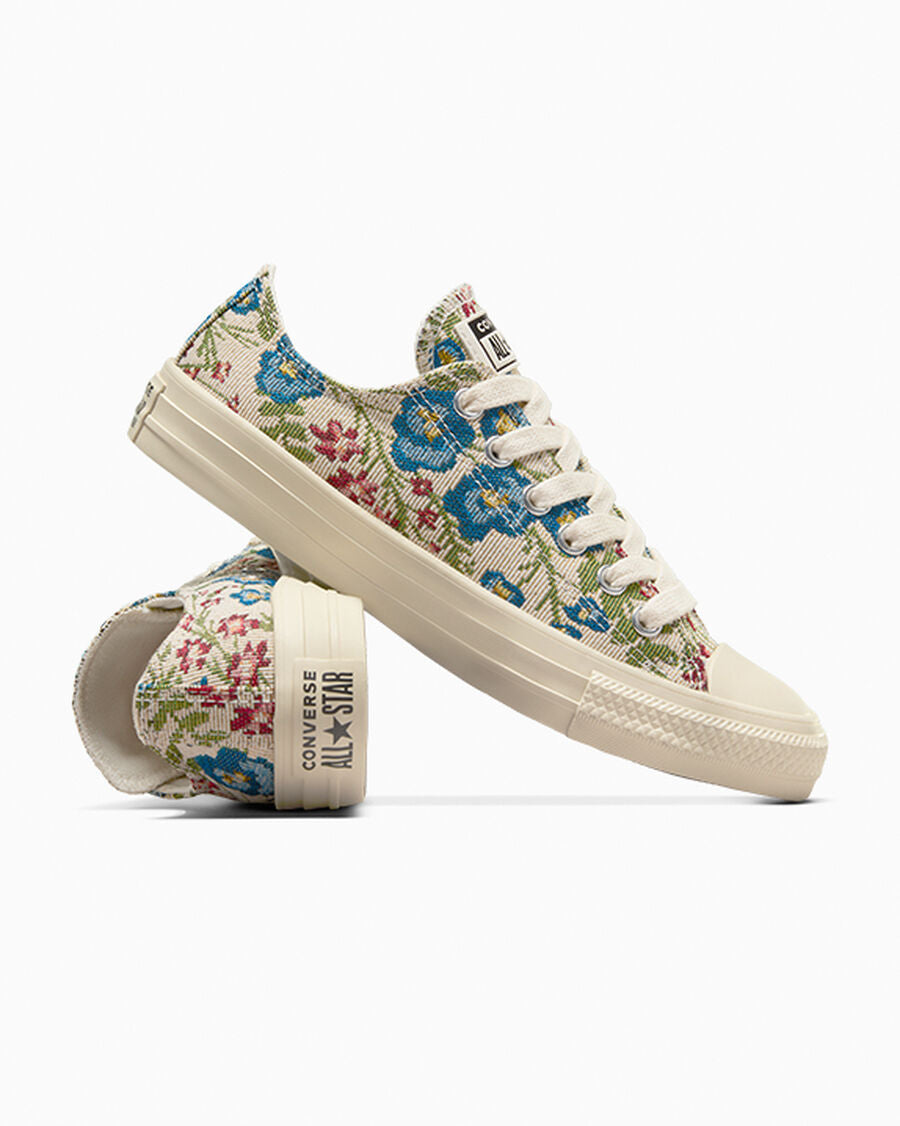 Women's Floral Jacquard Low Top Sneaker