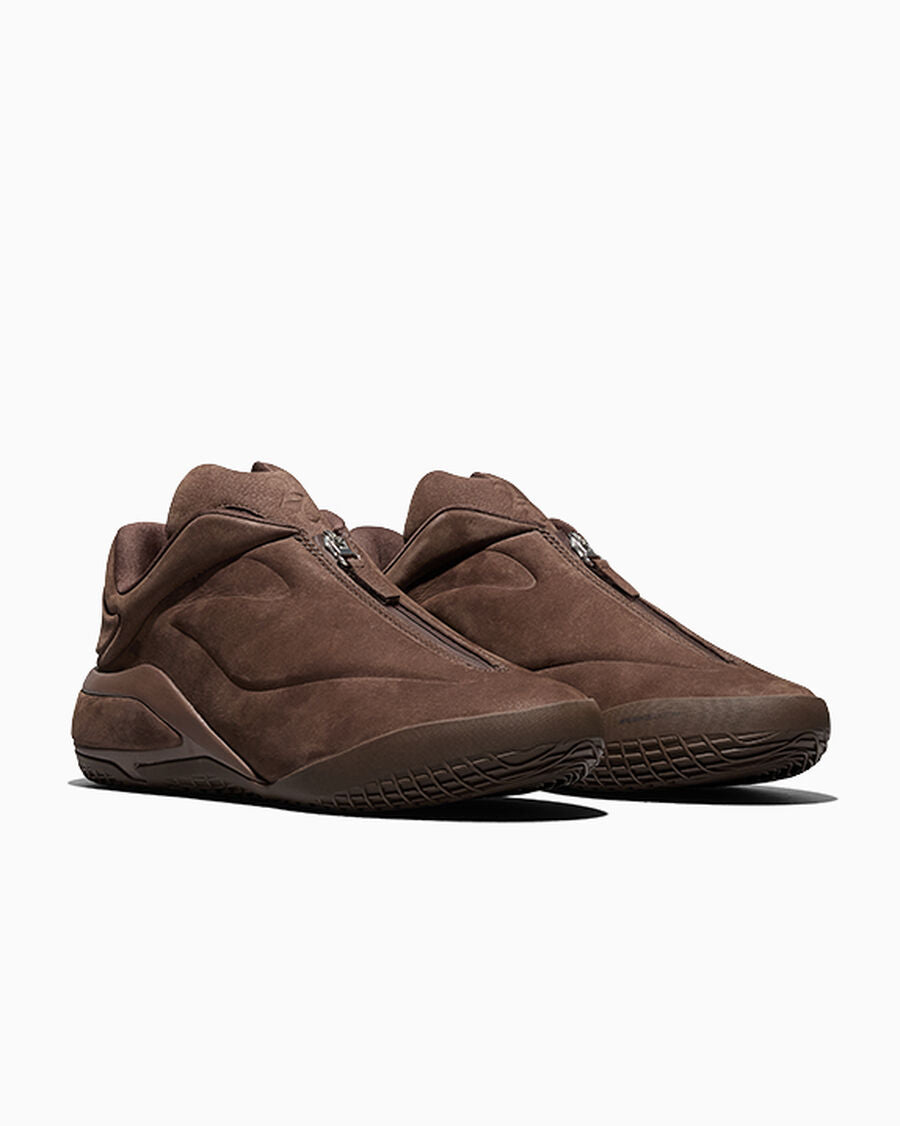 Nubuck Basketball Low Top Shoe