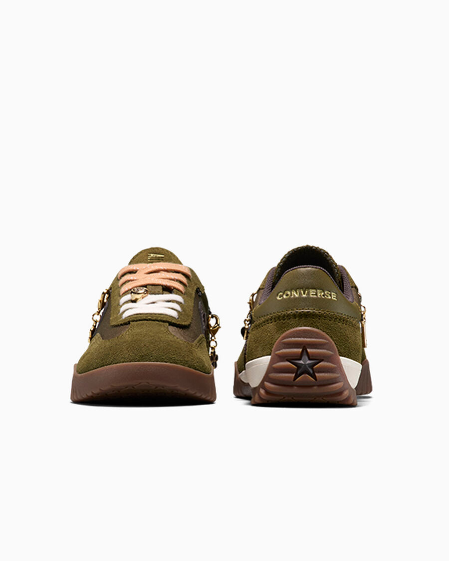 Charm-Detail Low Top Sneaker