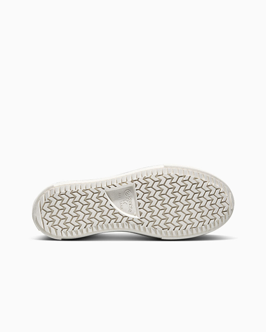 Canvas Platform Low Top Sneaker - Heart