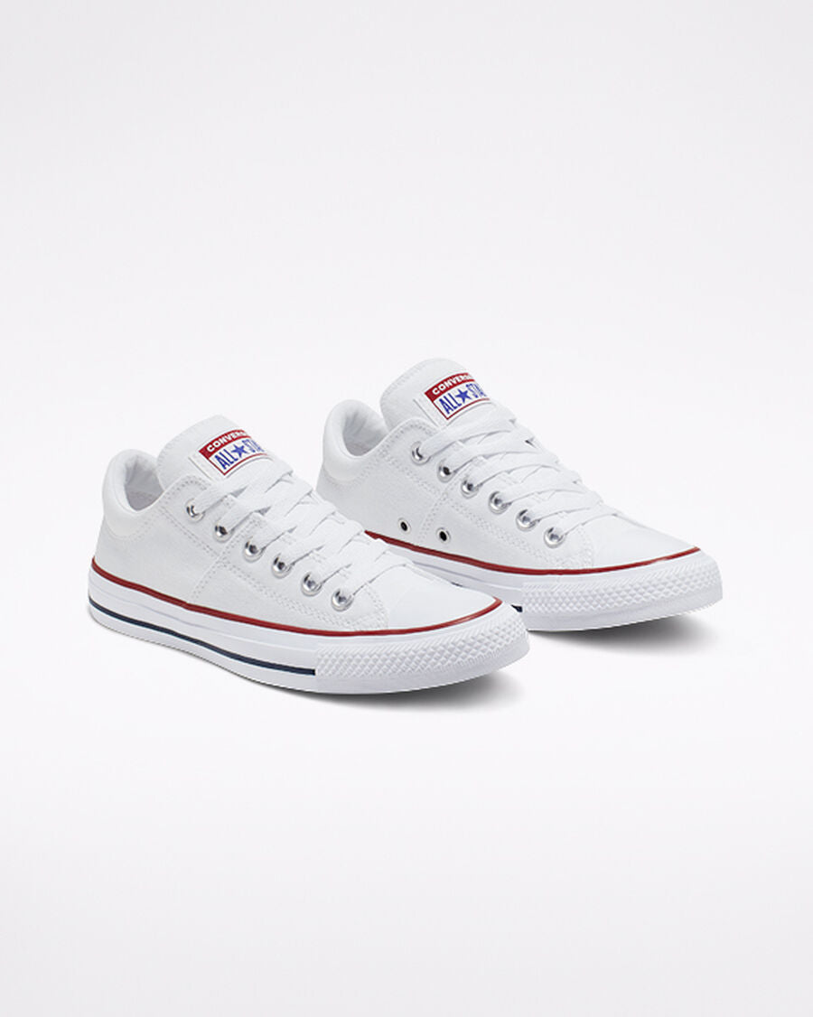 Women's Padded Canvas Low-Top Sneaker