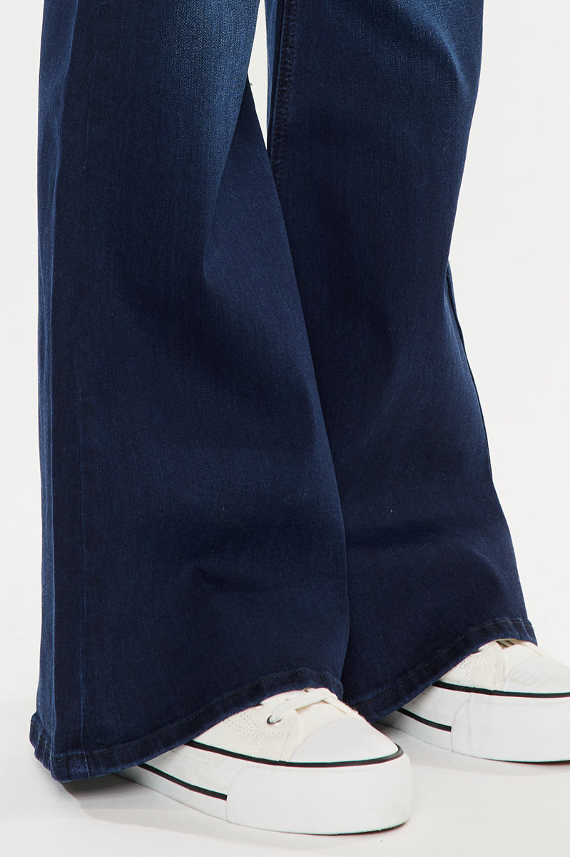 Women's Plus Size Mid Rise Flare Jeans - Anna