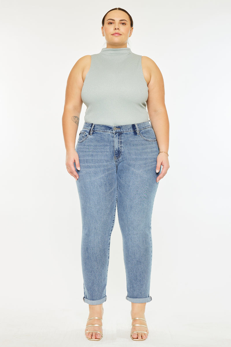 Women's Plus Size Mid Rise Slim Boyfriend Jeans - Carmelita