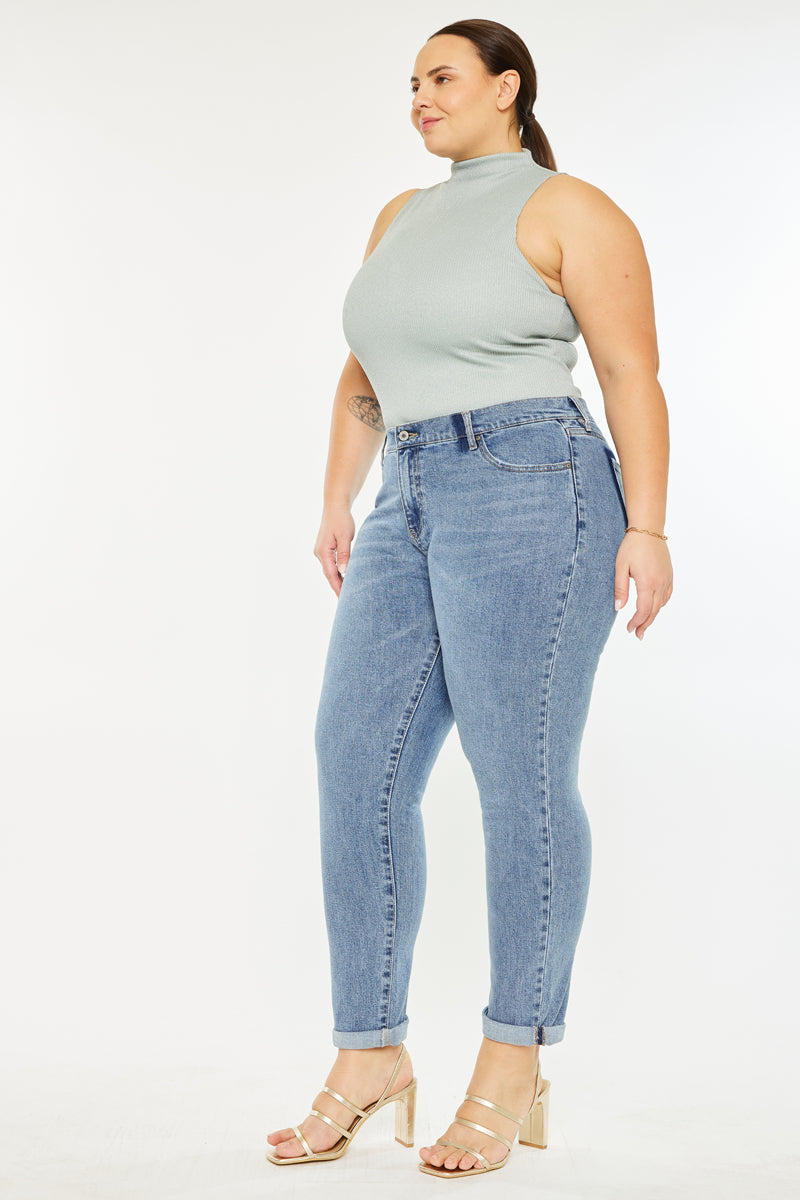 Women's Plus Size Mid Rise Slim Boyfriend Jeans - Carmelita