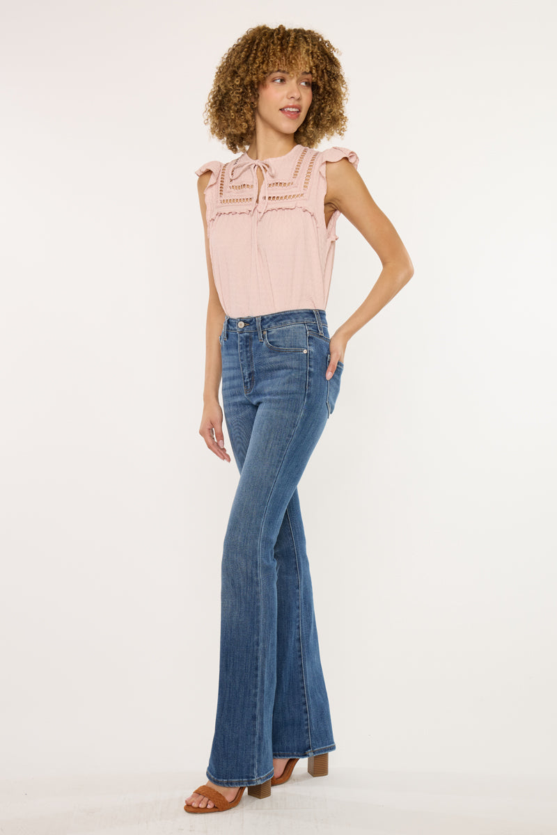Women's High Rise Bootcut Jeans - Ami