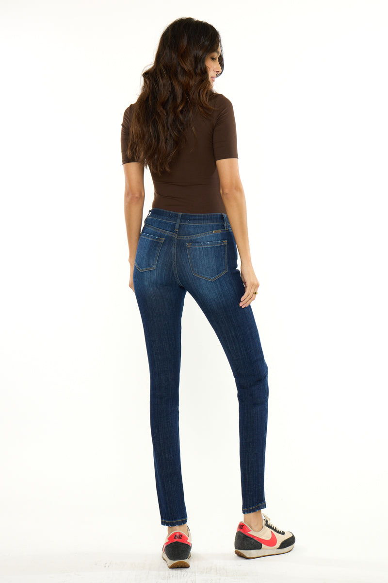 Women's Mid Rise Super Skinny Jeans - Ashlyn