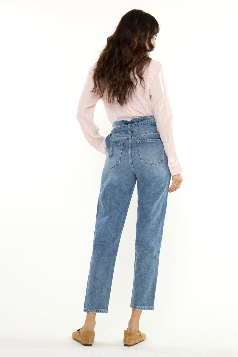 Women's Ultra High Rise Belted Mom Jeans - Blossom