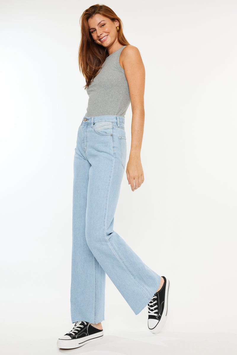 Women's Ultra High Rise 90's Flare Jeans - Brisa