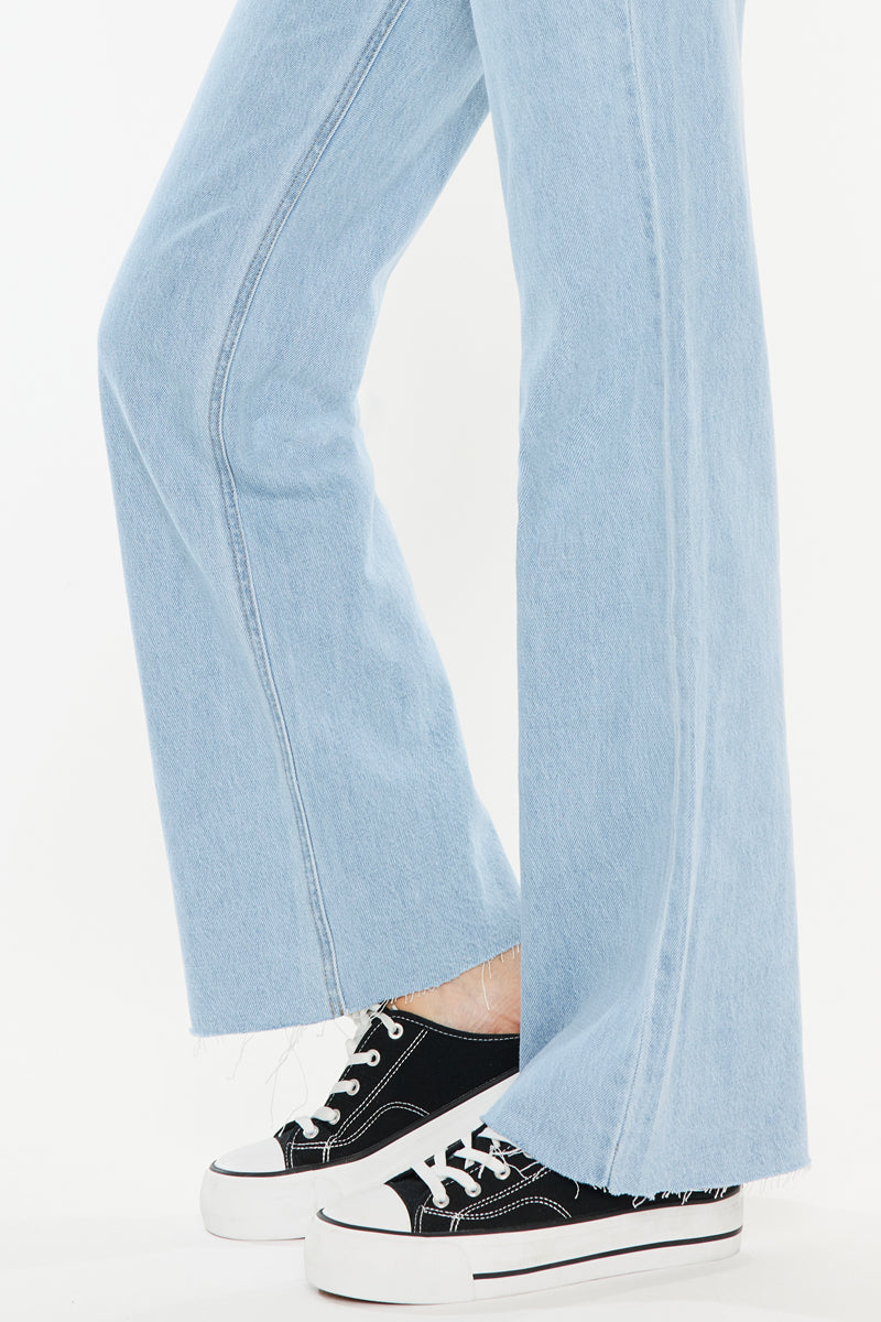 Women's Ultra High Rise 90's Flare Jeans - Brisa