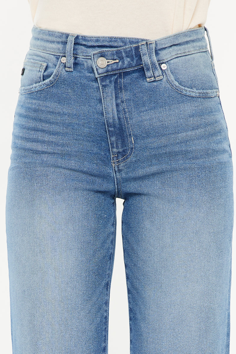 Women's High Rise 90's Criss Cross Straight Jeans - Bethany