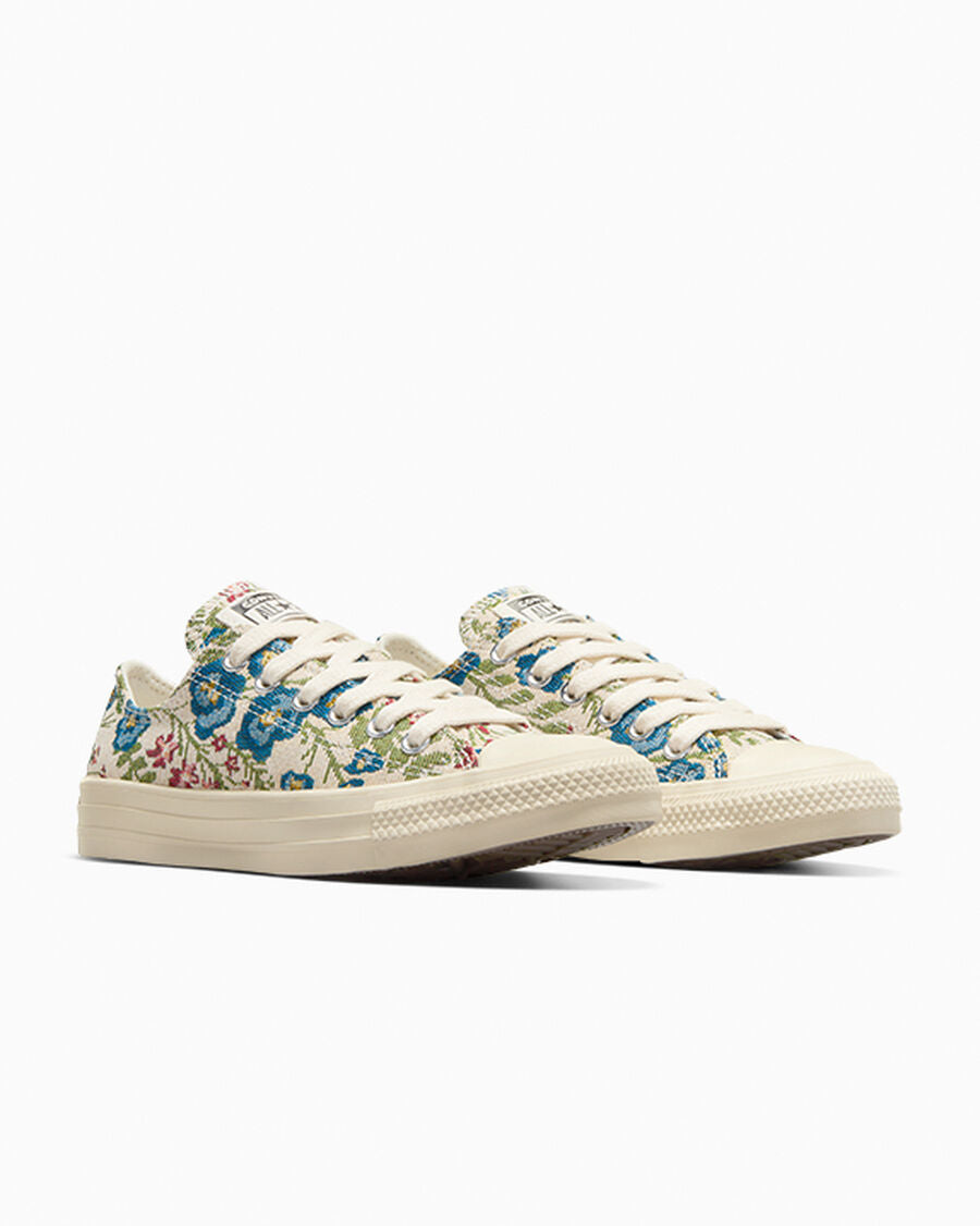 Women's Floral Jacquard Low Top Sneaker