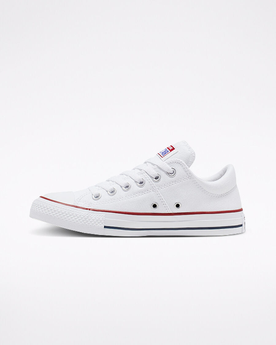 Women's Padded Canvas Low-Top Sneaker