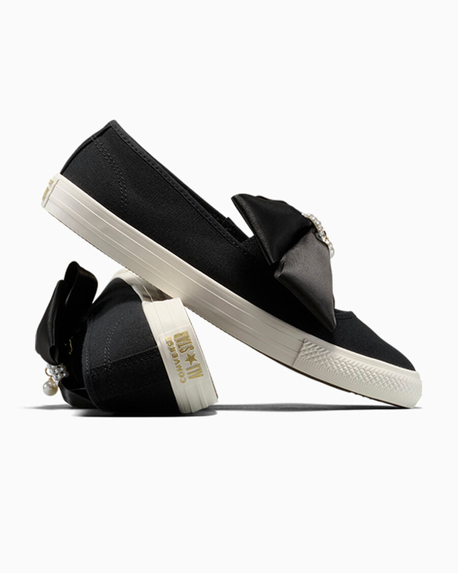 Women's Canvas Ballet Flat With Charms - Black - Black/Egret/Gold