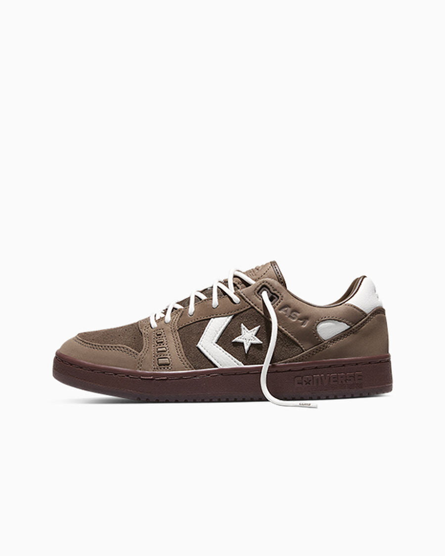 Leather And Suede Skate Low Top Shoe