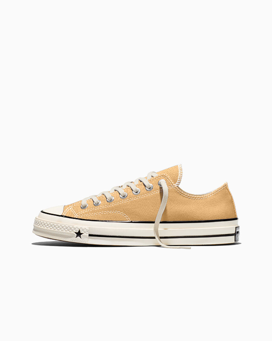 Unisex Heavyweight Canvas Low-Top Sneaker - Melon Dramatic/Egret/Black