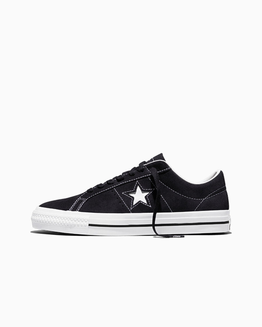 Unisex Suede Skate Low-Top Shoe - Black/Black/White