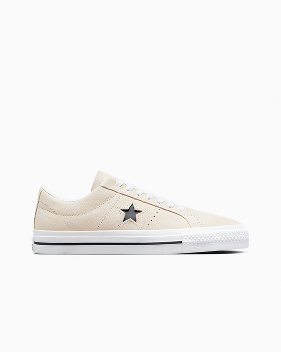 Unisex Suede Skate Low-Top Shoe - Egret/White/Black