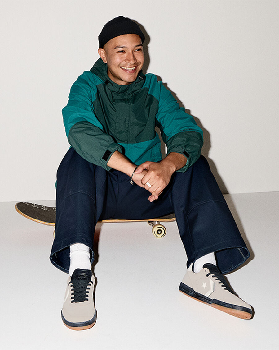 Suede Skate Low Top Shoe - Egret/Black/Gum