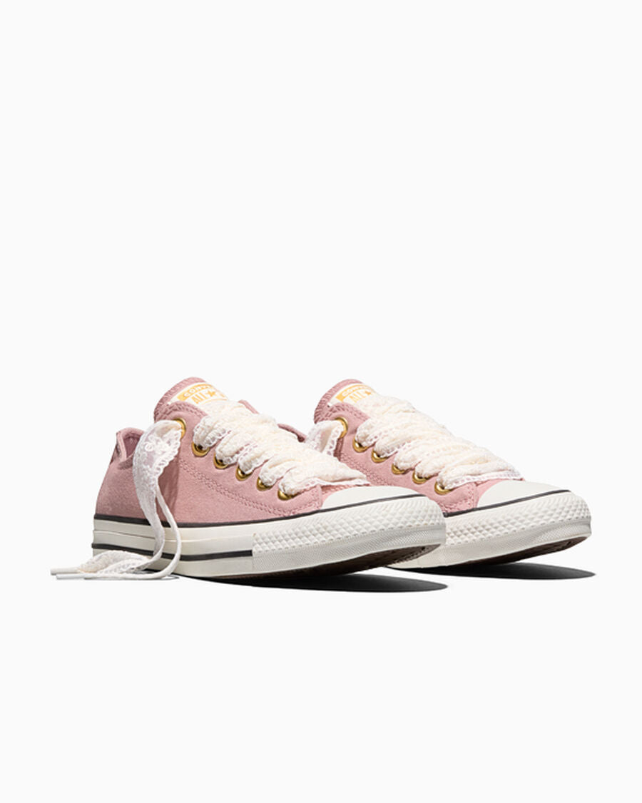 Women's Lace Canvas Low Top Sneaker