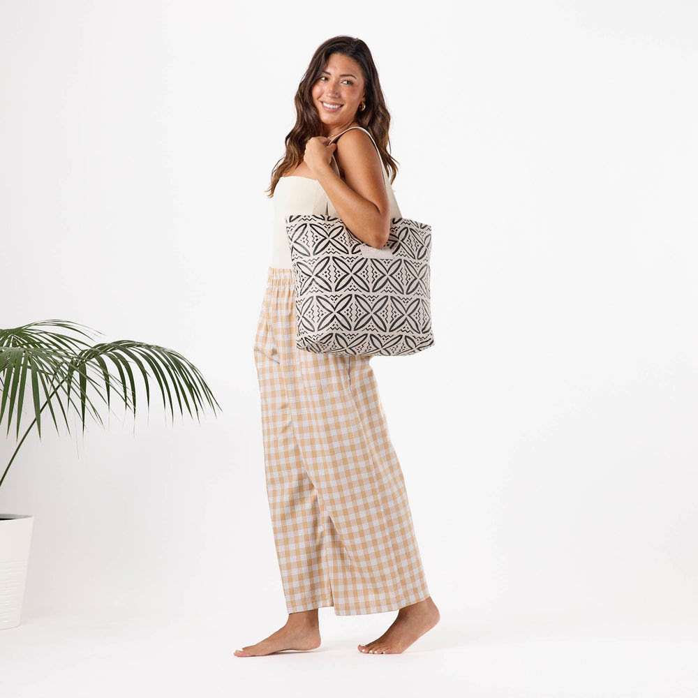 Expandable Splash-Resistant Tote - Abstract